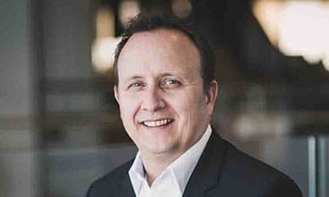 Paul Edwards headshot