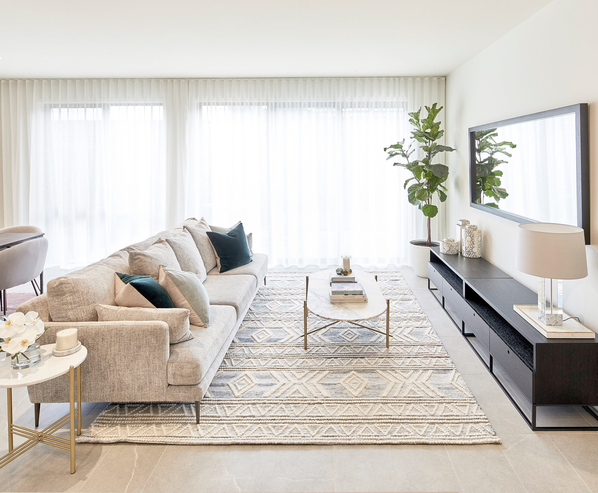 Waverley Park Banksia Bedroom Living Room