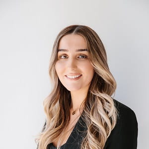 Alicia Strano Headshot Photo